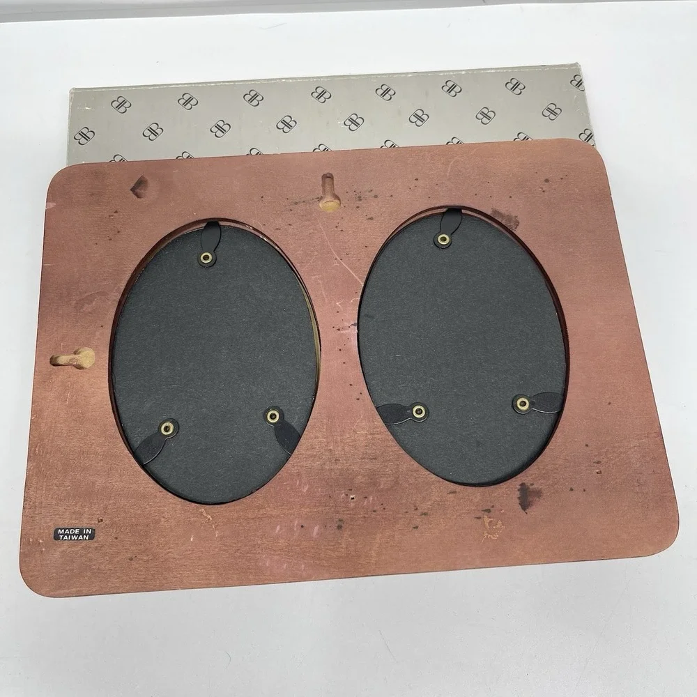 Vintage 80's Burnes of Boston Wood Double Oval Picture Frame NOS Original Box